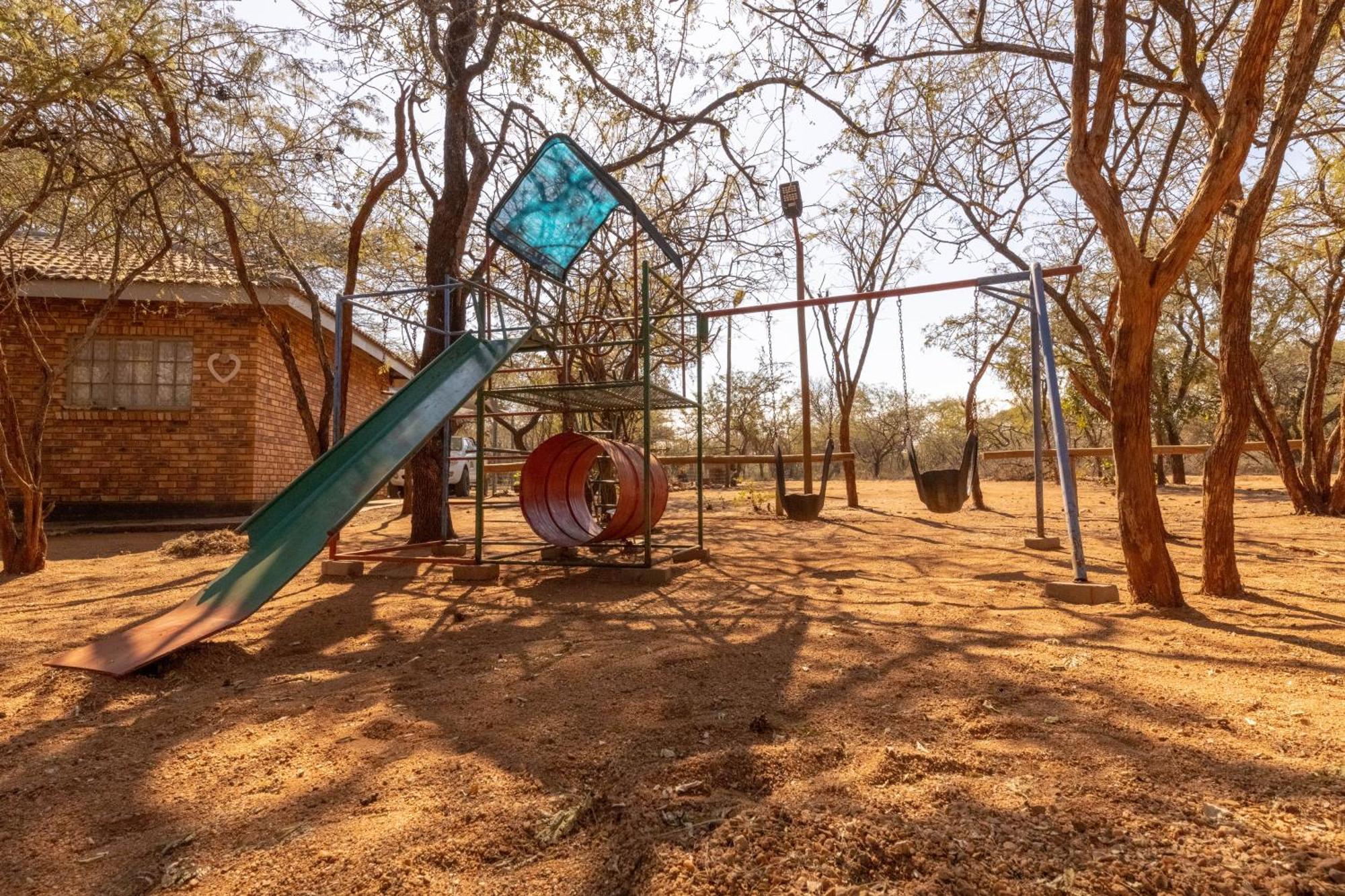 מרלות' פארק 462 Bosbok Chalets מראה חיצוני תמונה